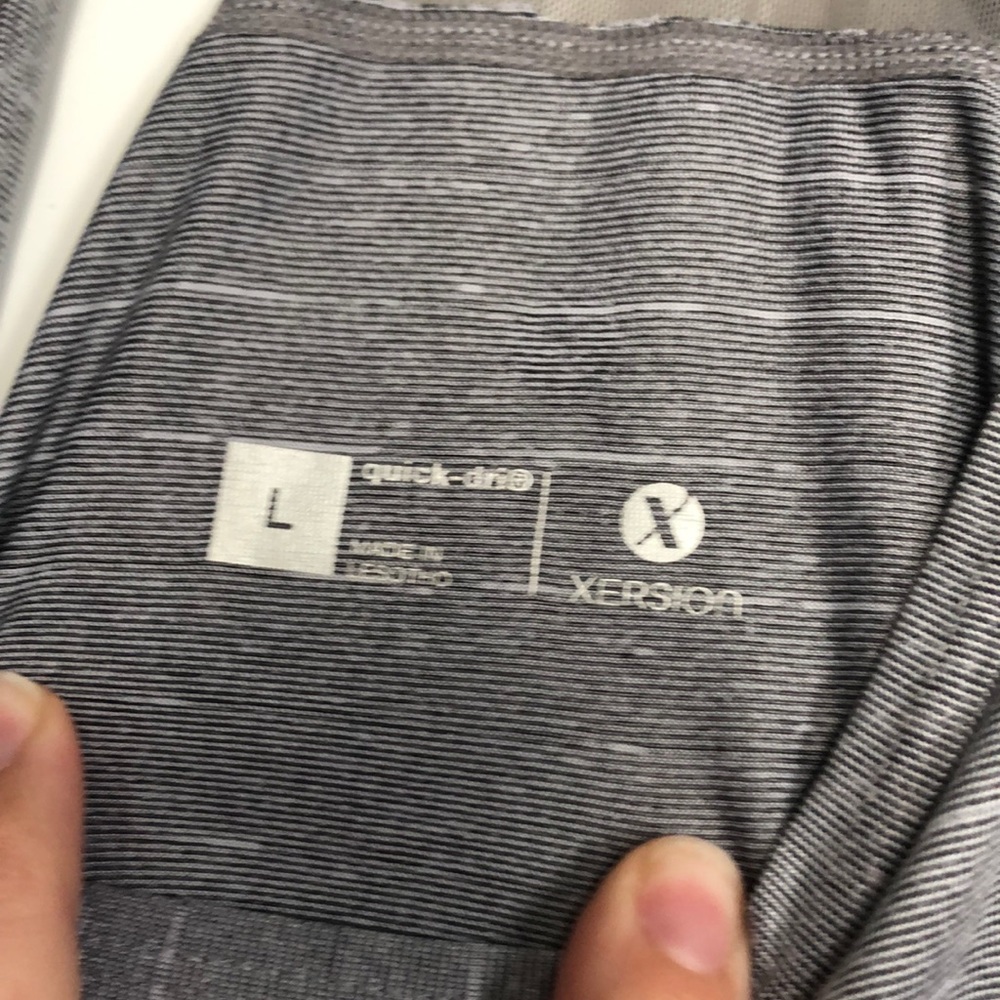 Work out tank top - Picture 2 of 2